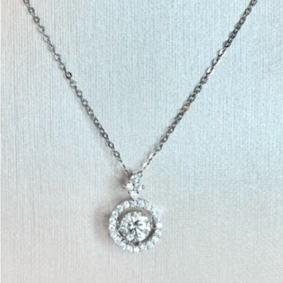Jewelry - Moissanite 1 CT D Color VS1 925 Sterling Silver Pendant Necklace 💎